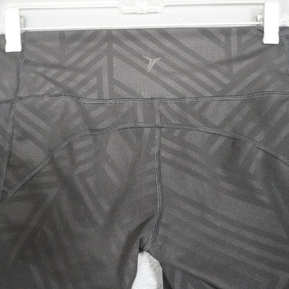 Old Navy Active Womens Black Patterned Mesh Go Dry Fitted Leggings Size Small - Picture 7 of 9